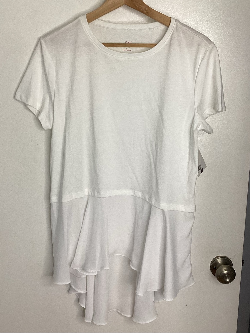 White Short Sleeve Layered-Hem Tunic Top L